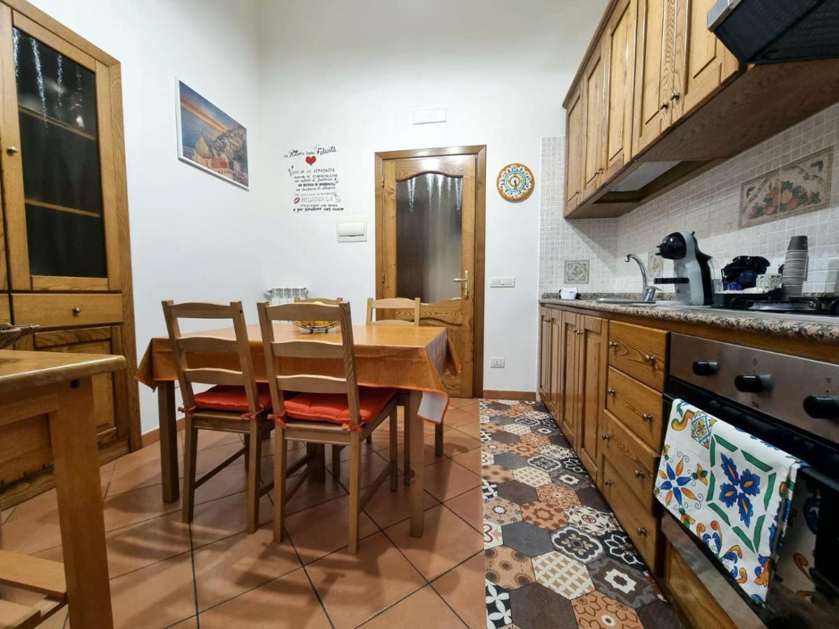 Uno Sguardo Sul Mare Villa Майори Екстериор снимка